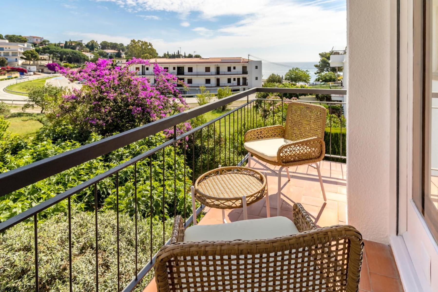 Grifeu 18 Apartamento Con Terraza Y Vistas Llança Exterior foto